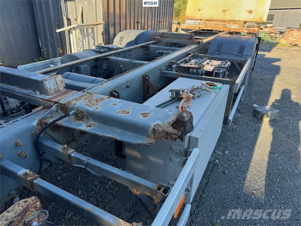 Volvo FM 6x2. Other trucks