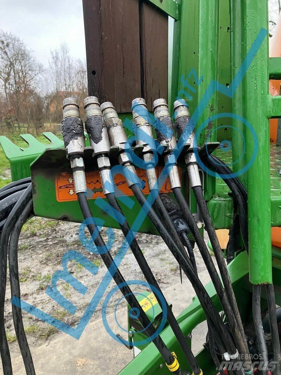 Amazone UX 4200 Trailed sprayers