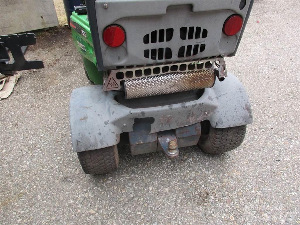 Avant 225 Front loaders and diggers