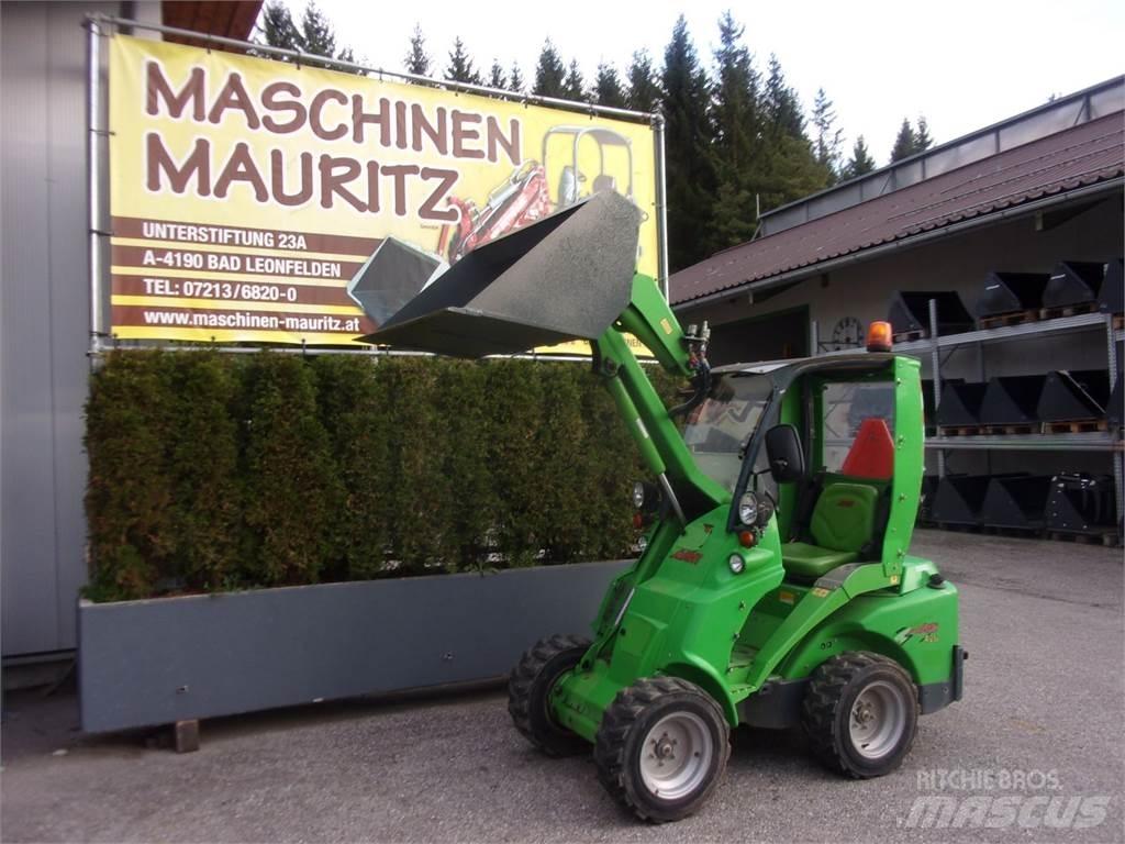 Avant 420 Front loaders and diggers