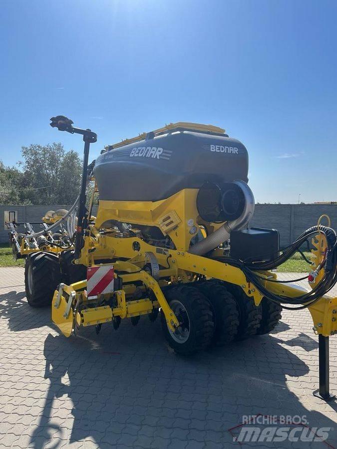 Bednar Omega Other tillage machines and accessories