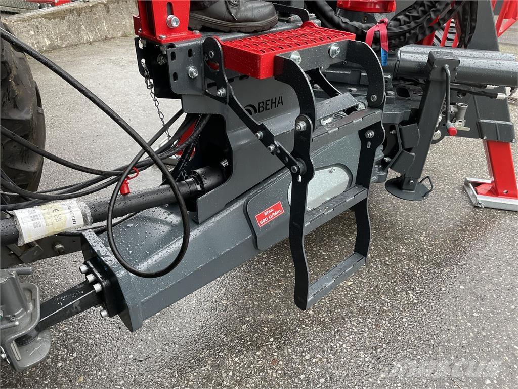 Beha V1200 + 9470 Forest trailers