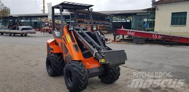 Cast 33 TLX Front loaders and diggers
