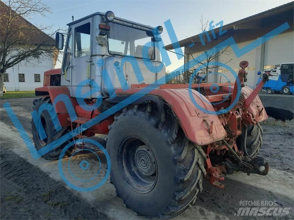 Charkow T 150 Tractors