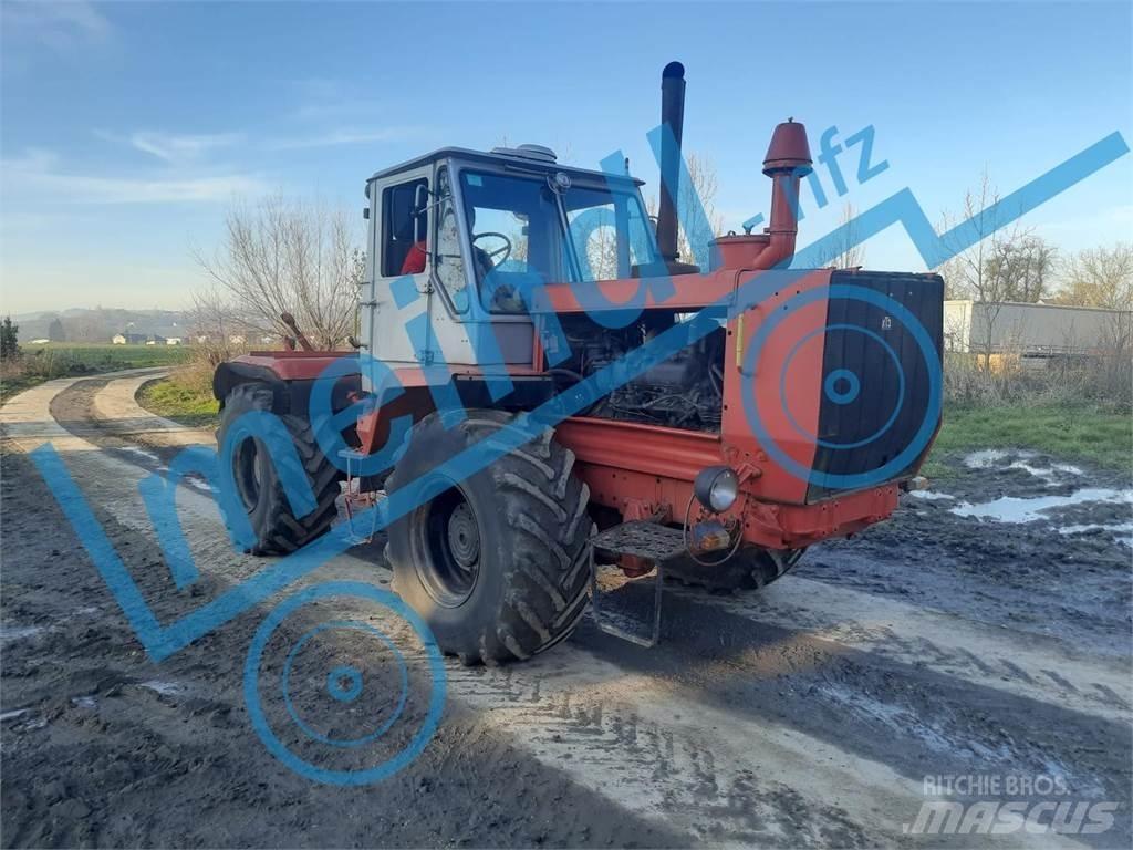 Charkow T 150 Tractors