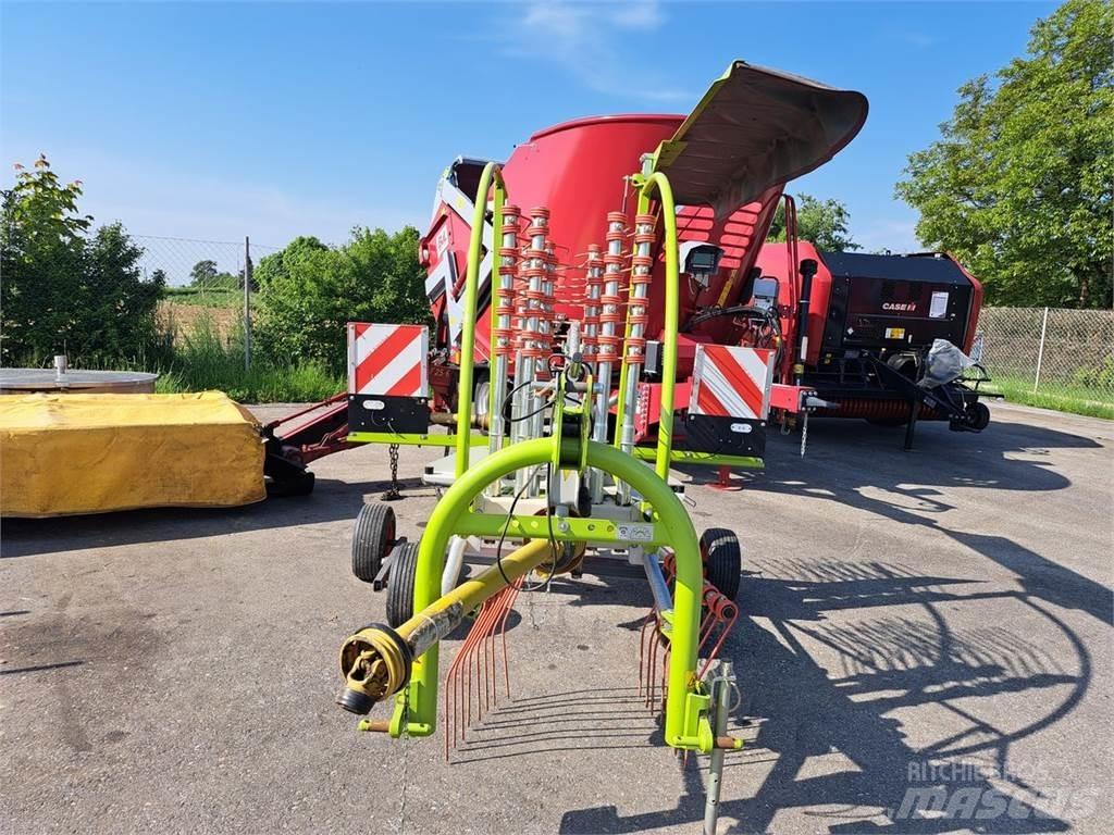 CLAAS Liner 420 Swathers
