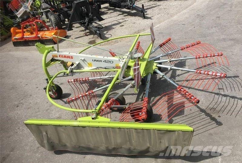 CLAAS Liner 420 Swathers