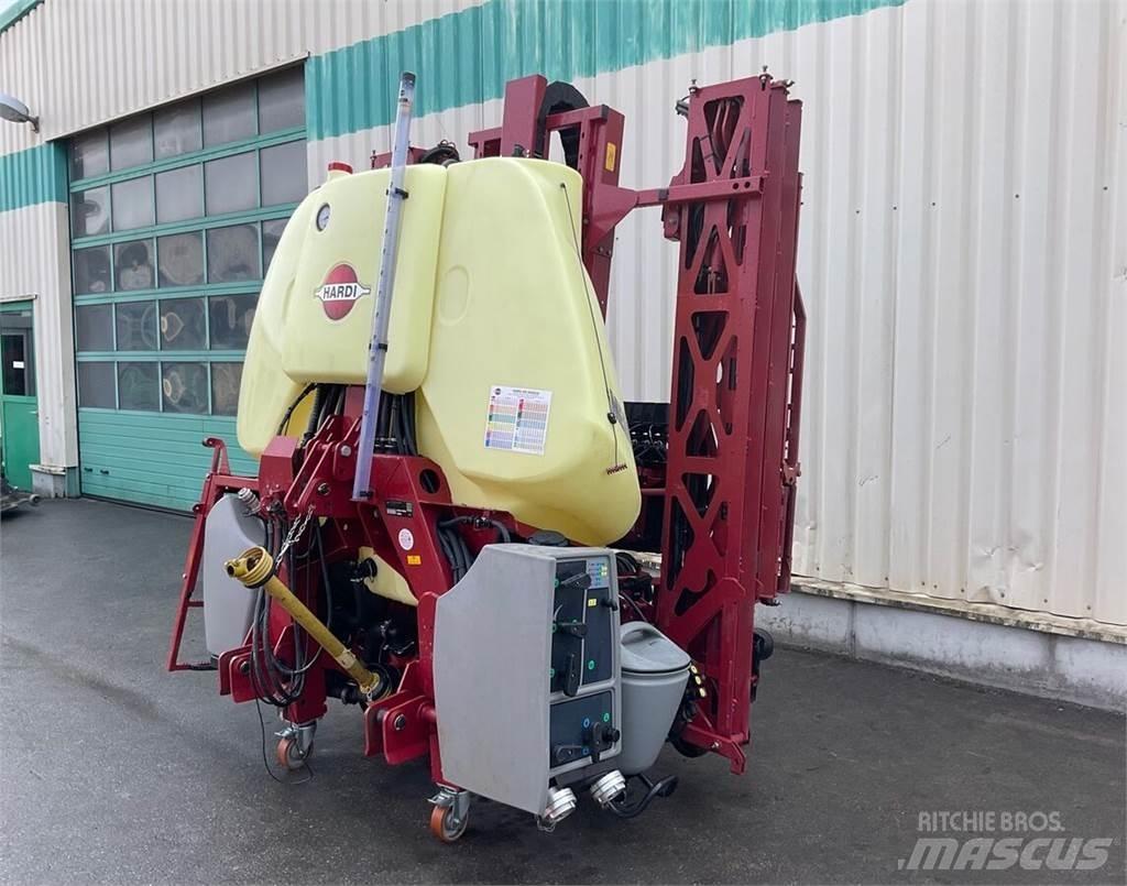 Hardi MEGA 1200 Trailed sprayers