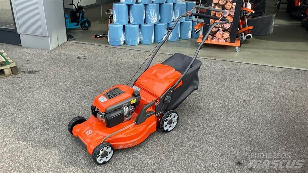 Husqvarna LC 253S Riding mowers