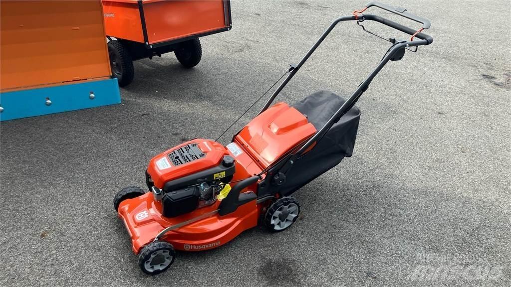Husqvarna LC 347V Riding mowers