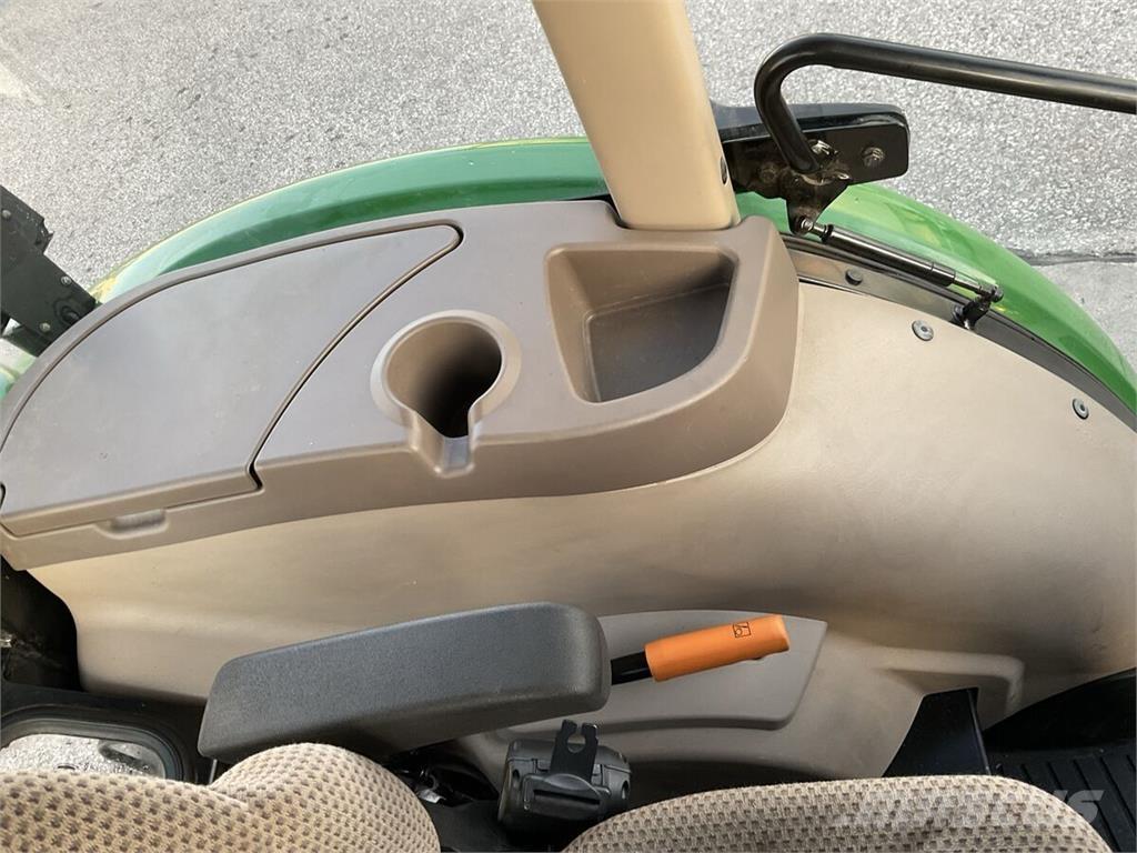 John Deere 5075E Tractors