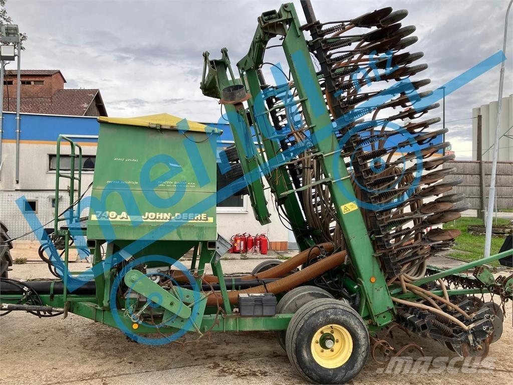 John Deere 740 A Other tillage machines and accessories