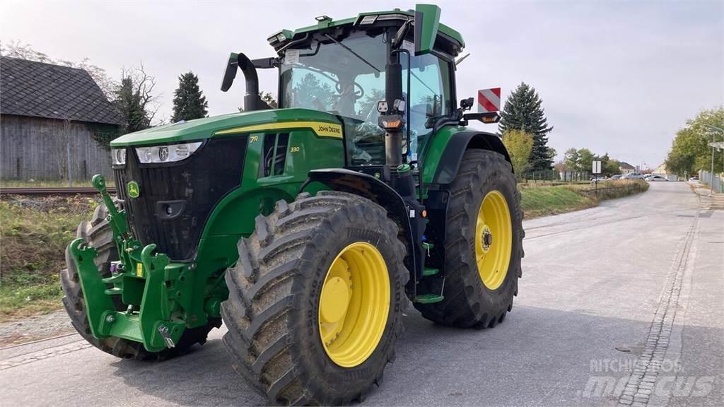 John Deere 7R330 Tractors