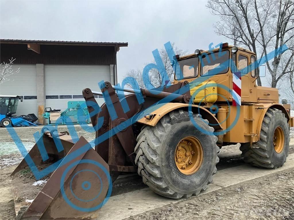 Kirovets K701 Tractors