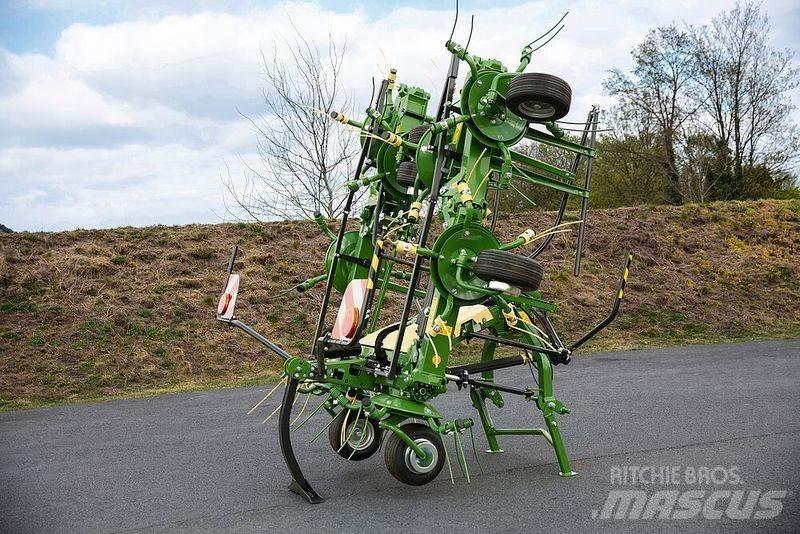 Krone 820 Vendro Rakes and tedders