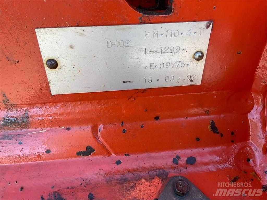 Kuhn MM 110 4T Ploughs