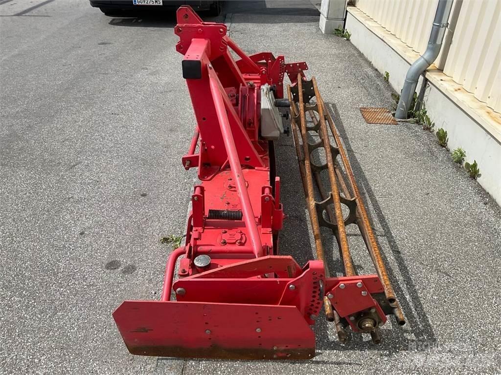 Lely 3025 Disc harrows