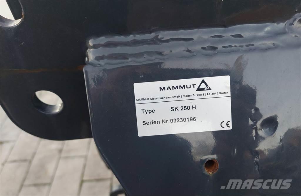 Mammut SK 250 H Farm machinery