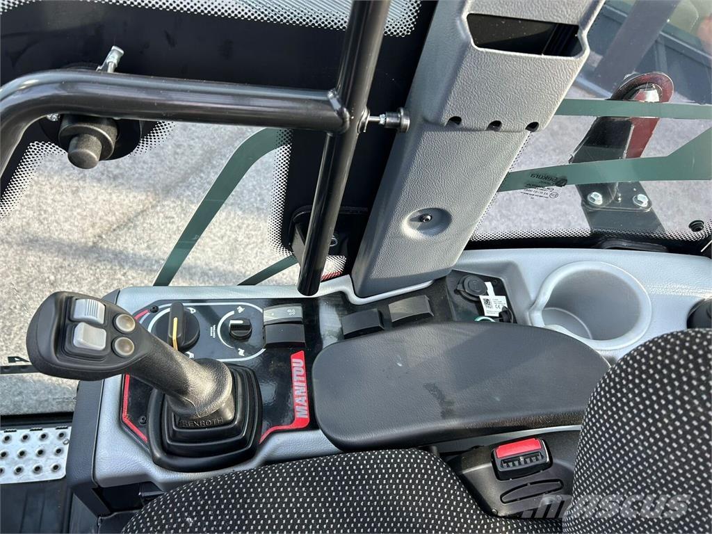 Manitou MLA 4-50 Front loaders and diggers