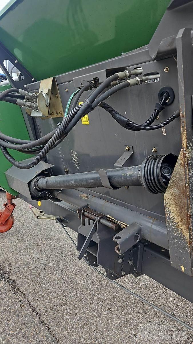 Massey Ferguson 550 Combine harvester accessories