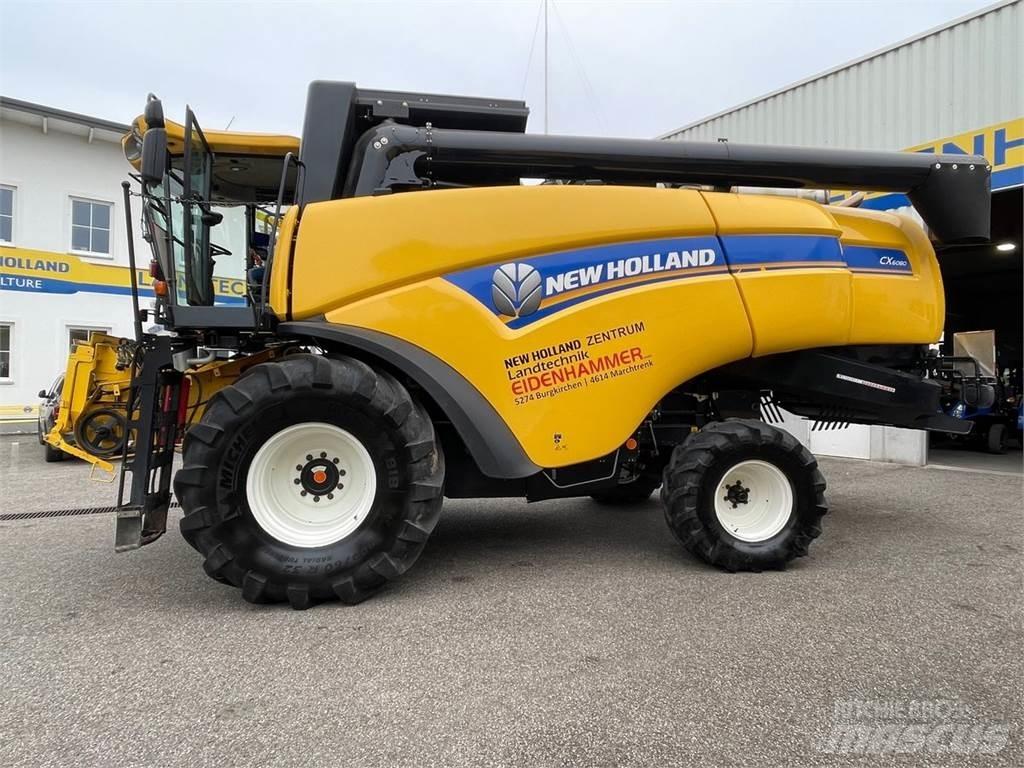 New Holland CX6080 Combine harvesters