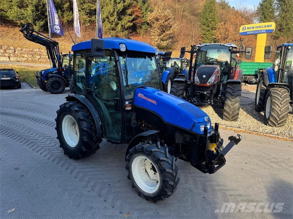 New Holland T3040 Tractors