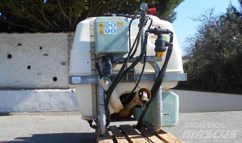  Osella TMP600 Trailed sprayers