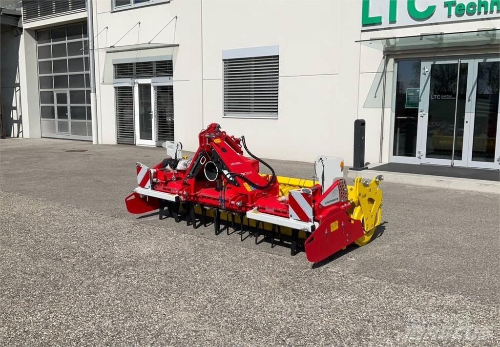 Pöttinger Lion 3040 Disc harrows