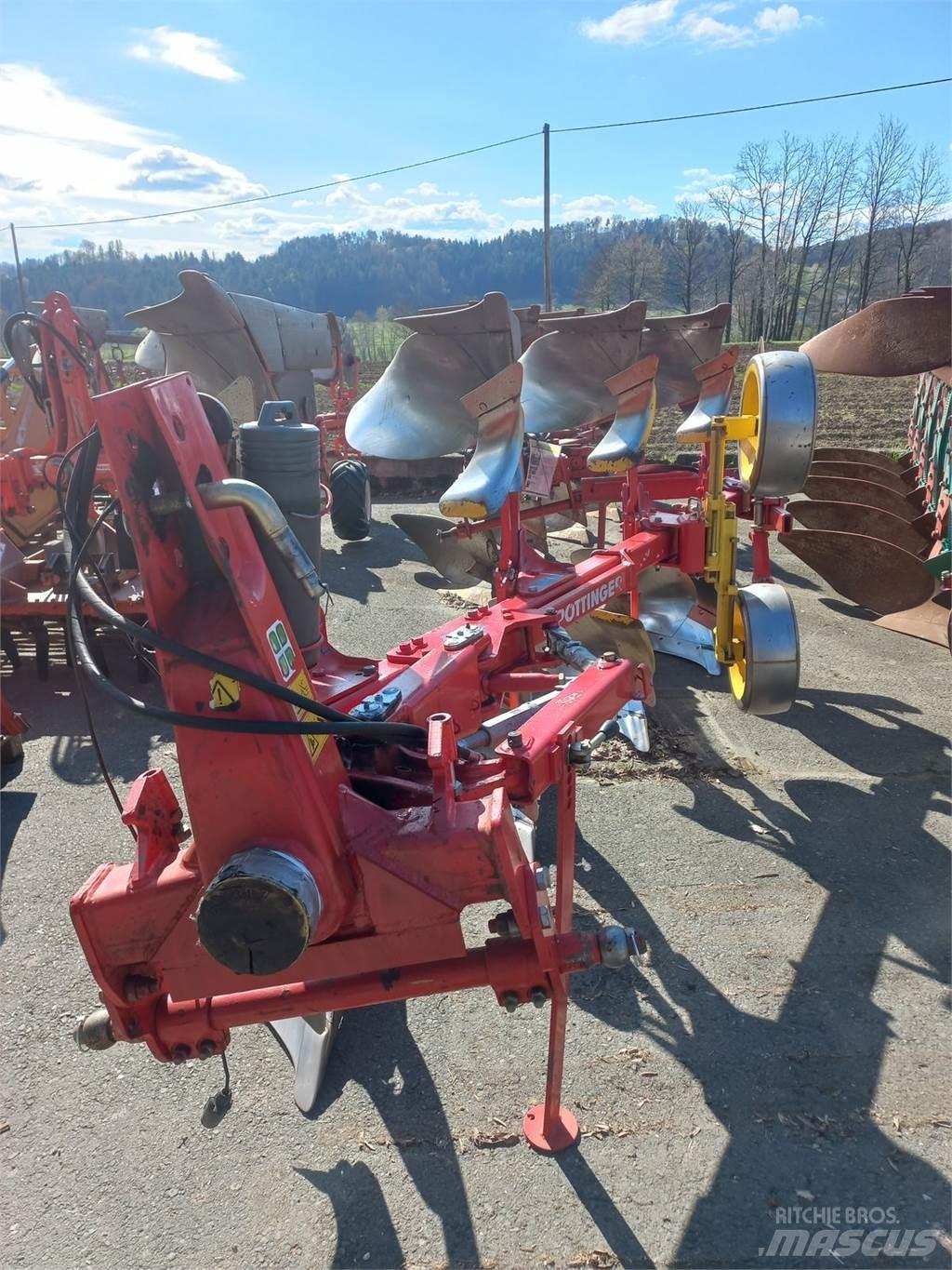 Pöttinger Servo 25 Ploughs