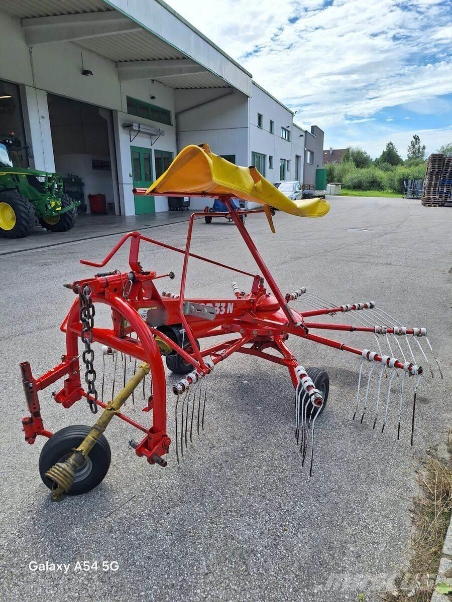 Pöttinger TOP 33N Swathers