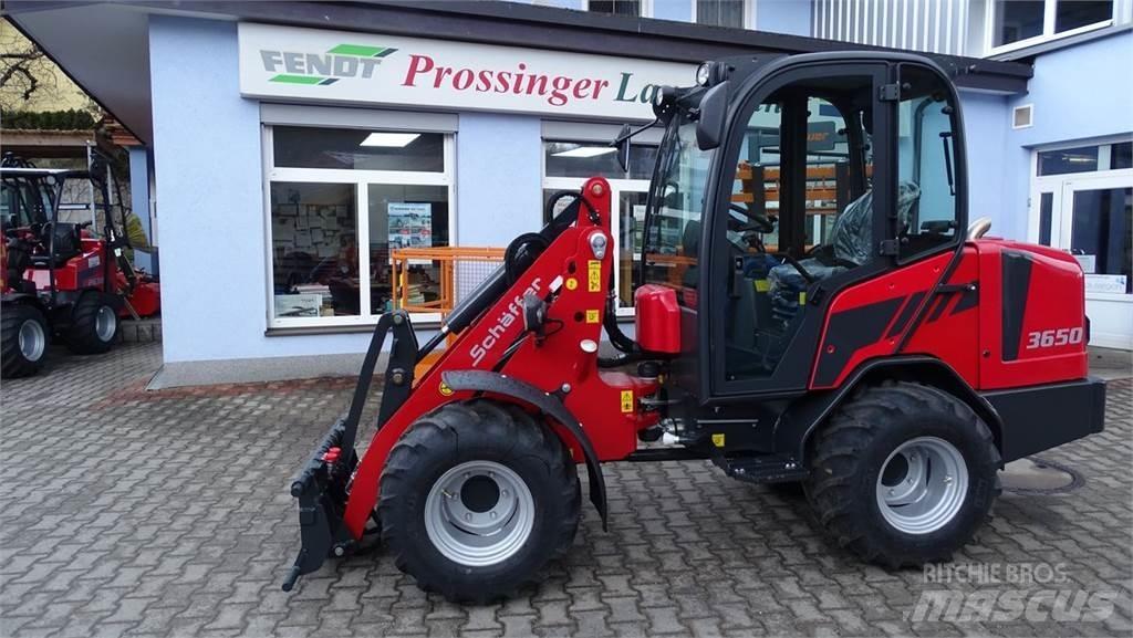 Schäffer 3650 Front loaders and diggers