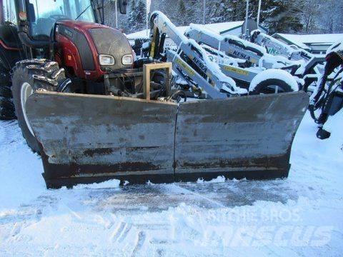  Schilcher 2704 Snow blades and plows