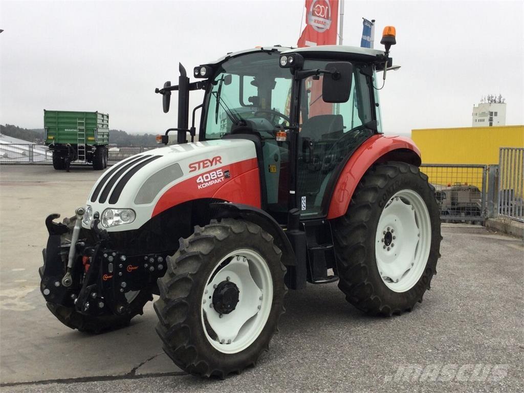 Steyr 4085 Kompakt Tractors
