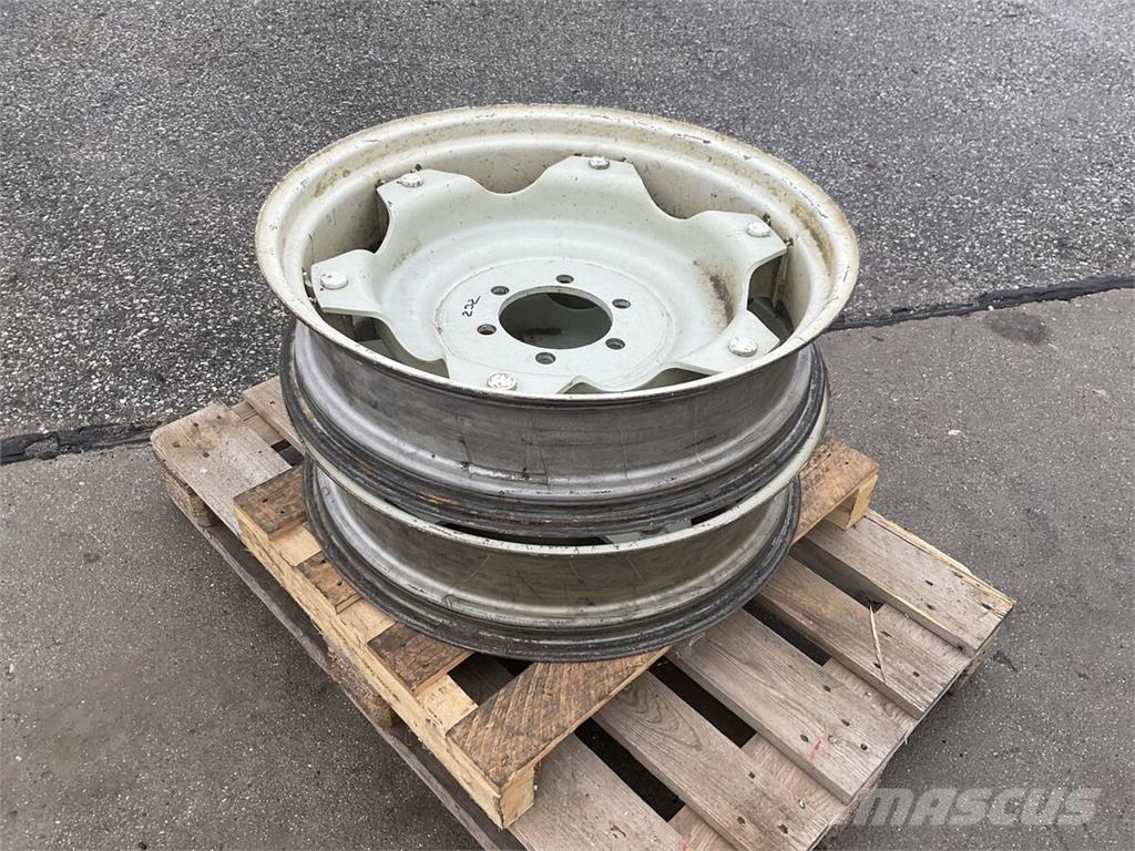  W7x28 Tyres, wheels and rims