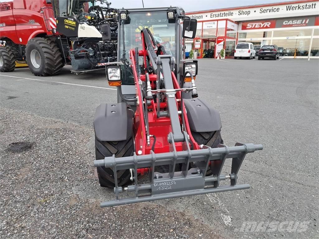 Weidemann 1260 LP Front loaders and diggers