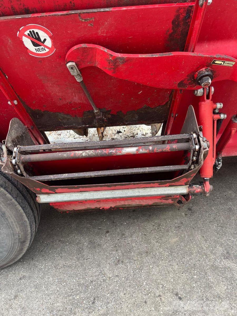 Zago  Farm machinery