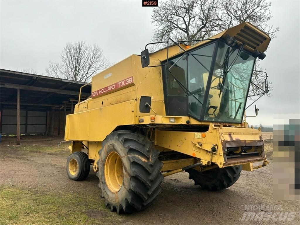 New Holland TX36 Combine harvesters