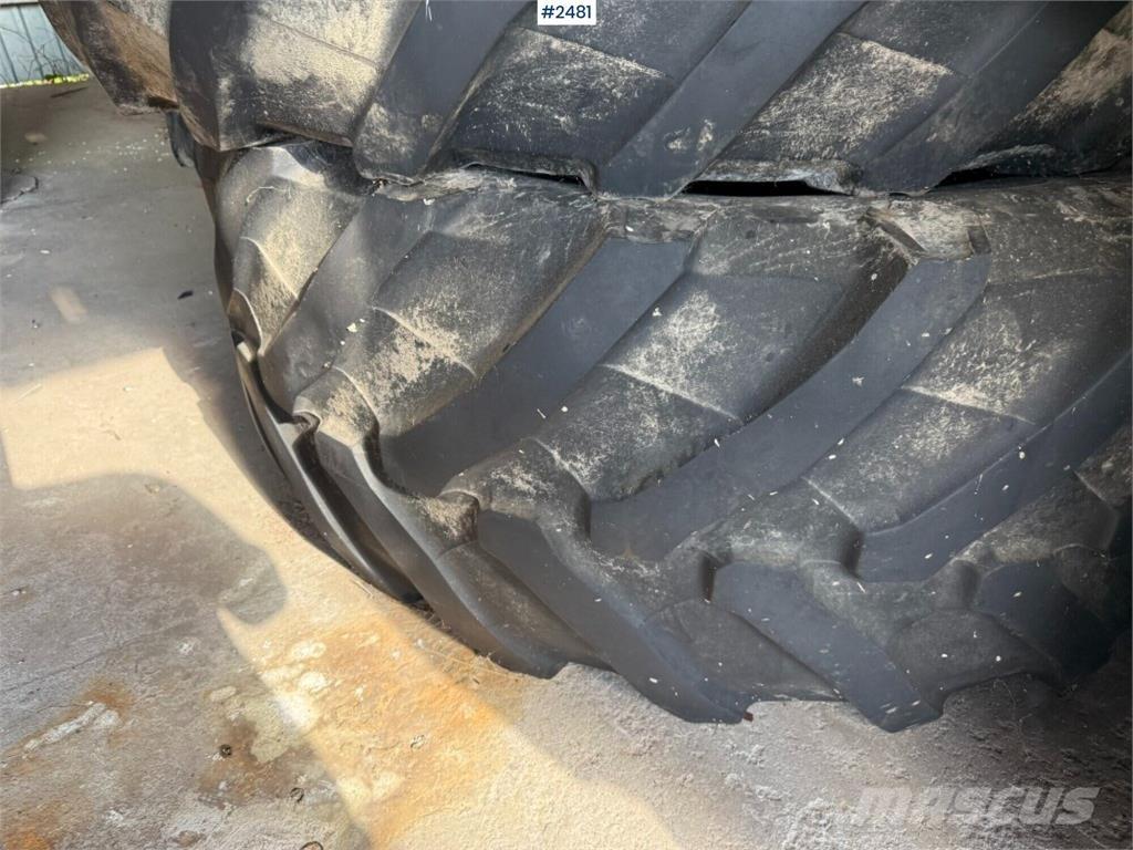 Pirelli TM800 Accessories
