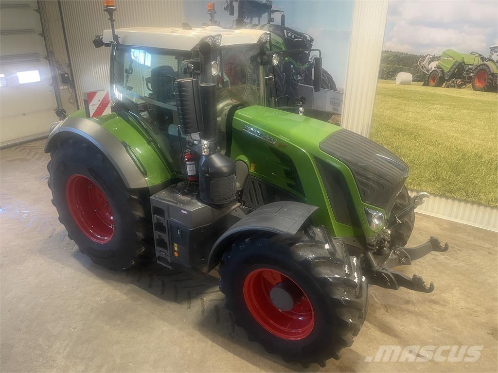 Fendt 828 Tractors