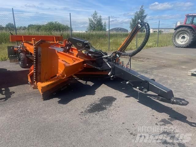 FMG TLN250 Farm machinery