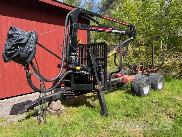 Mowi 850 + P25 Farm machinery