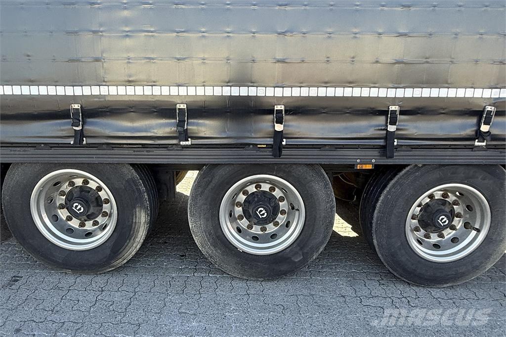 Krone 3 AKS. Curtain sider semi-trailers