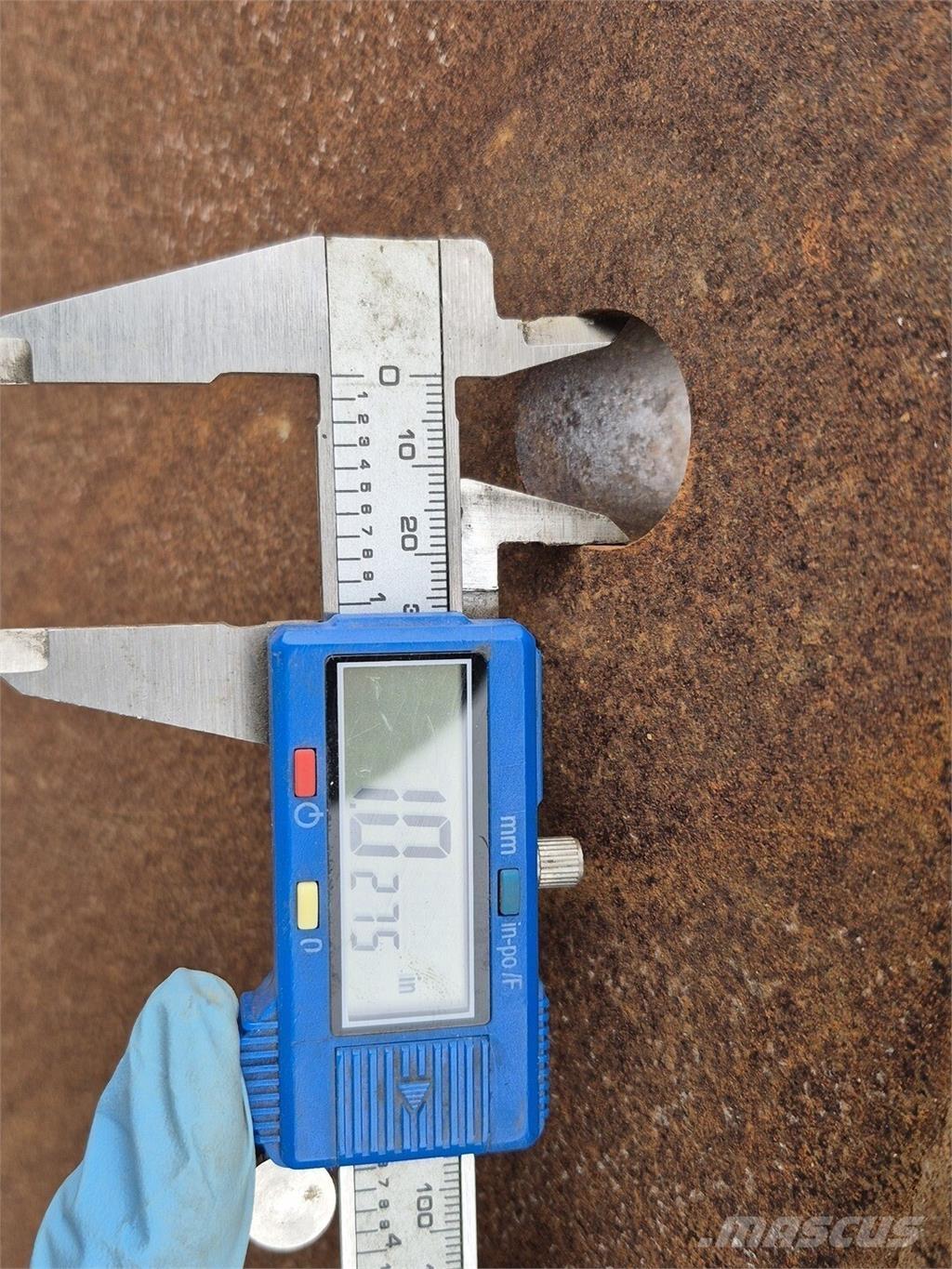 CAT 385CL Other components