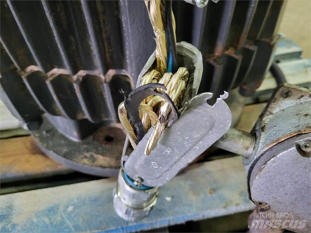  EMERSON 100BT03M Industrial engines