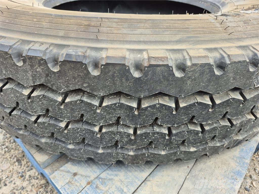 Firestone  Tyres, wheels and rims