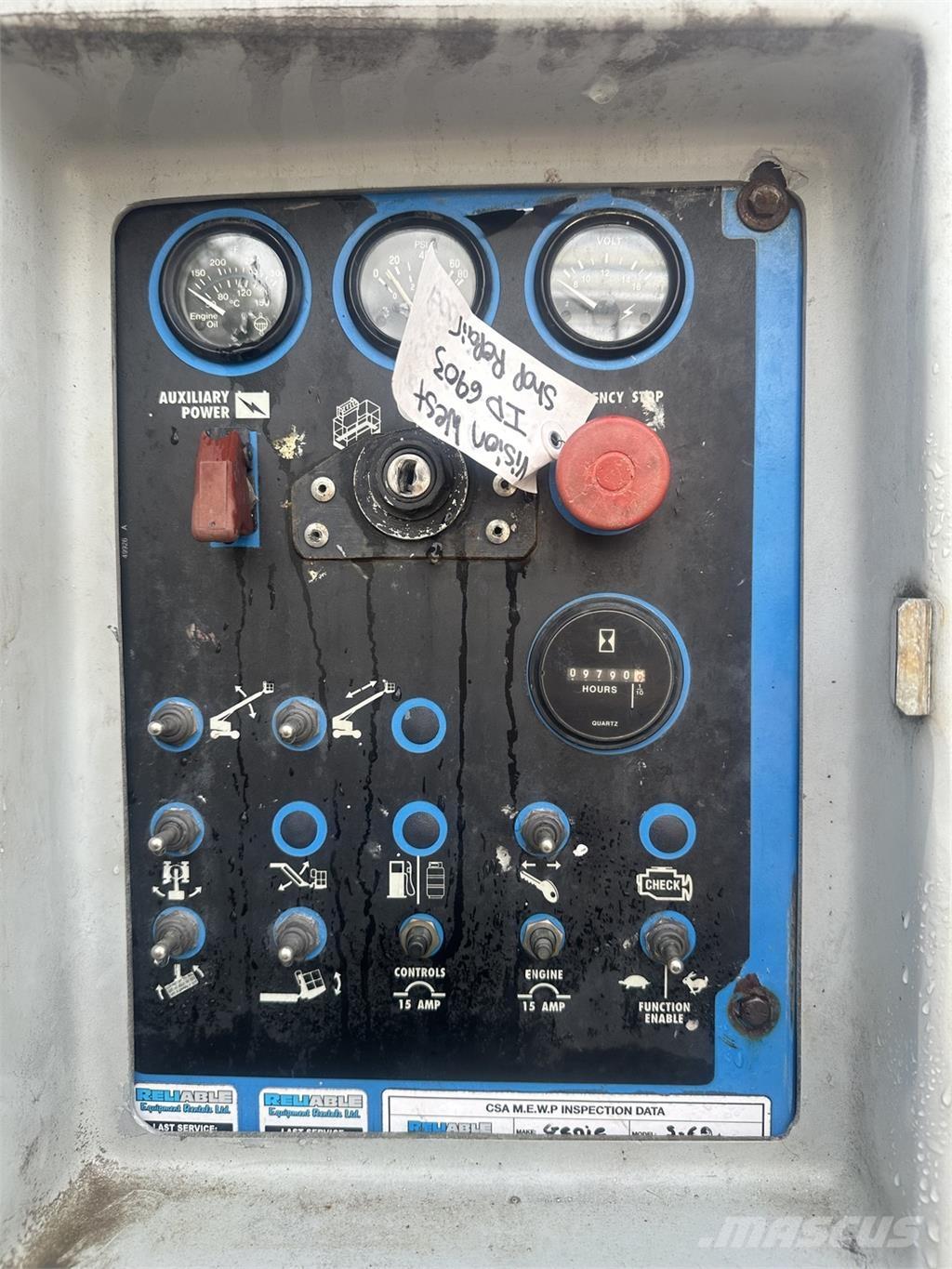 Genie S-60 4wd Articulated boom lifts