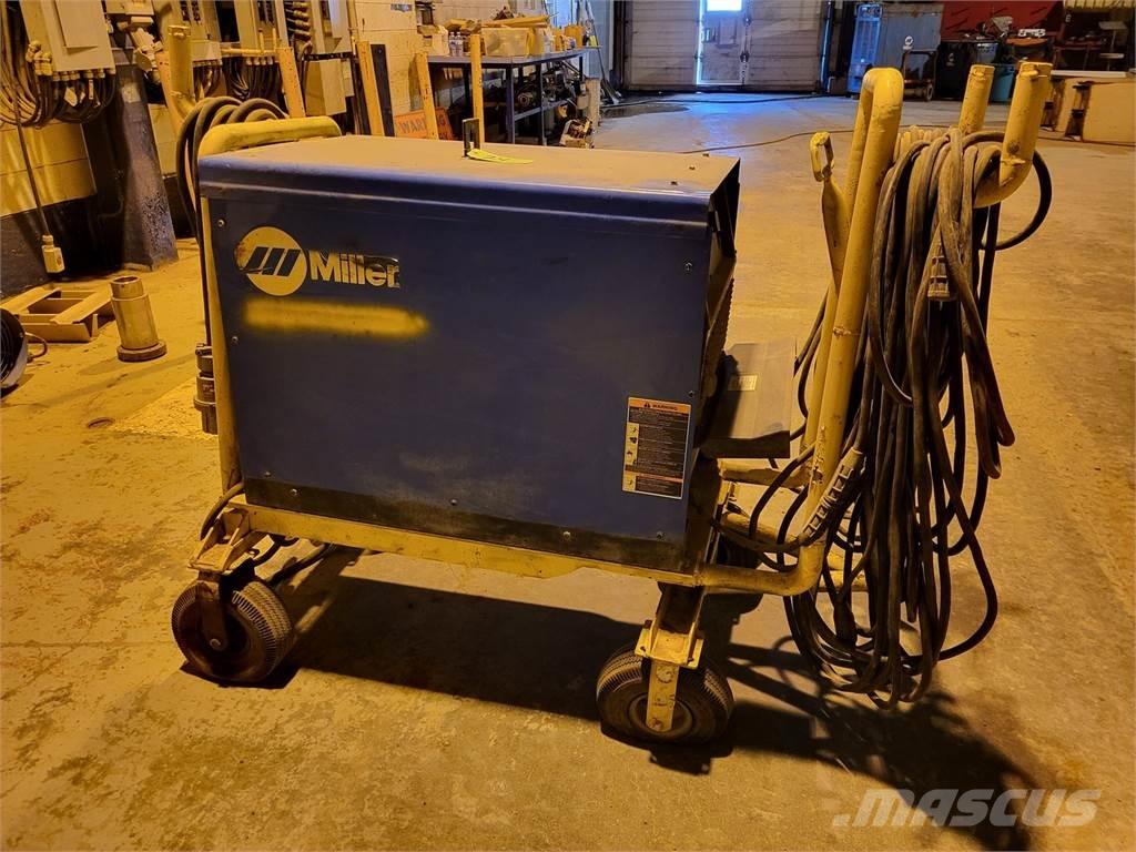 Miller Dimension 652 Welding Equipment