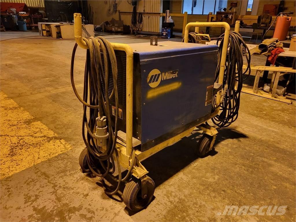 Miller Dimension 652 Welding Equipment