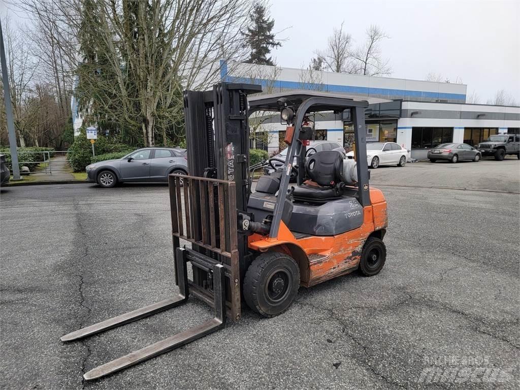 Toyota 7FGU25 Other