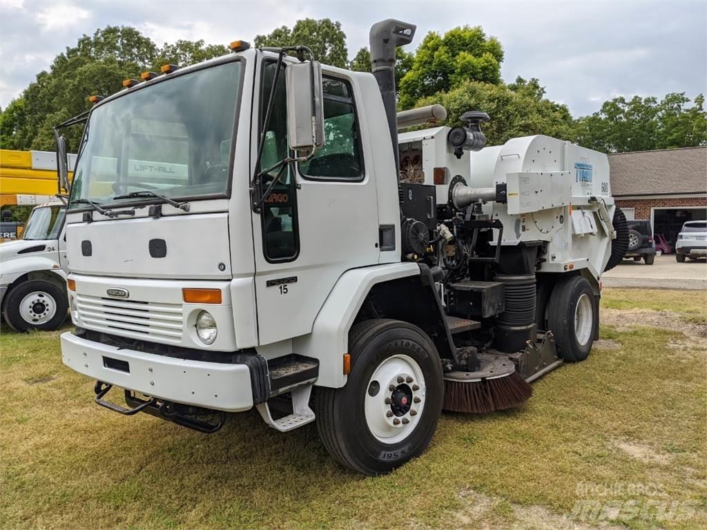 Freightliner  Sweepers